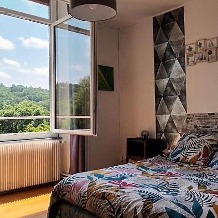 Appartement Chaleureux De 82M2 Proche De Vulcania Pontaumur Экстерьер фото